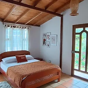Hostal Alma Glamping Bed and breakfast