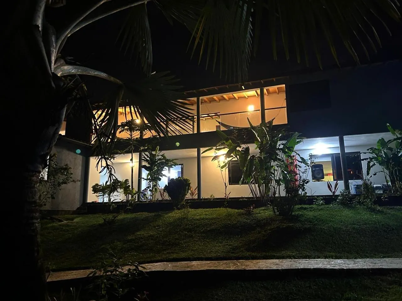 Hosteria Blanco Y Negro San Carlos Colombia